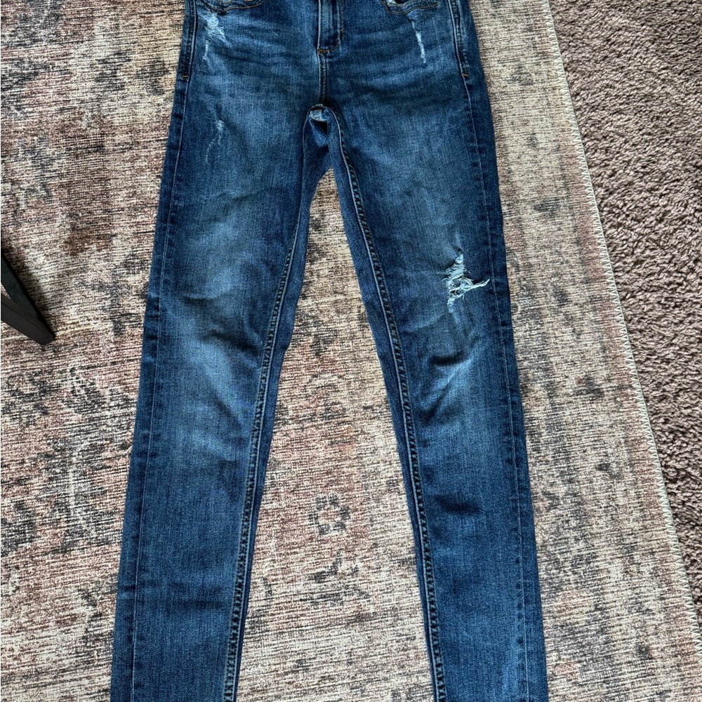 Zara Women's Blue Distressed Skinny Jeans